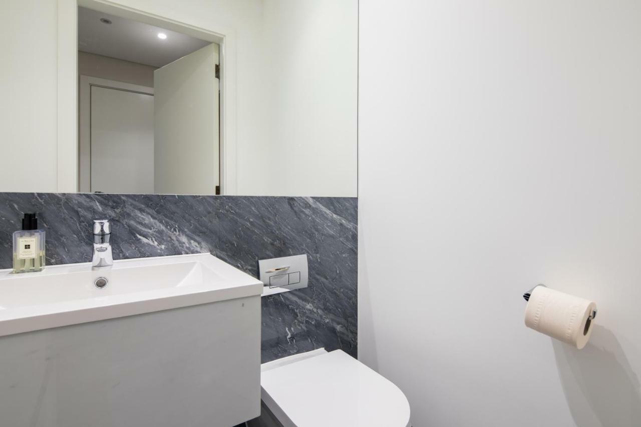 VI Castle Lane Apartment London Exterior photo