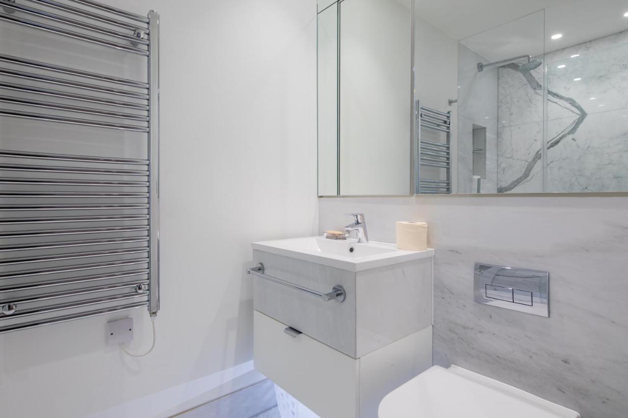 VI Castle Lane Apartment London Exterior photo